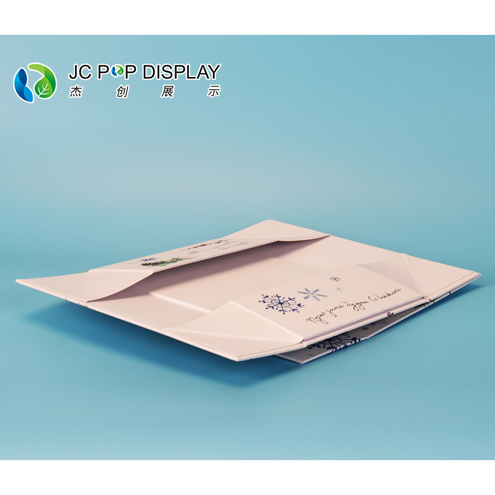 高端定制免费设计环保可回收硬纸板新生儿礼品磁封折叠包装盒