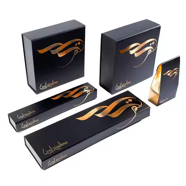 工厂专业定制带有pvc透明窗设计的假发包装卡盒可回收可折叠包装盒