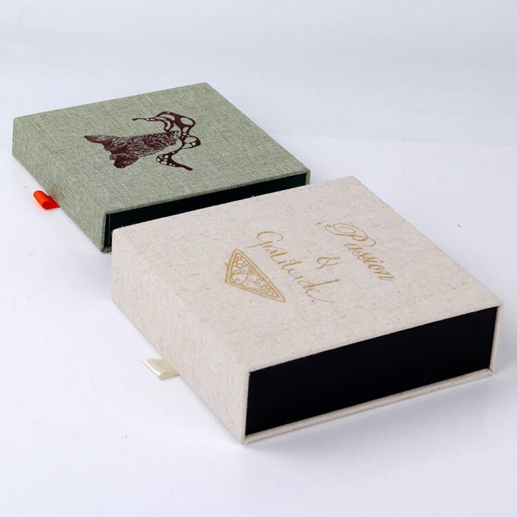 豪华麻布翻盖磁铁纸质包装盒定制LOGO 豪华麻布翻盖磁铁纸质包装盒定制LOGO